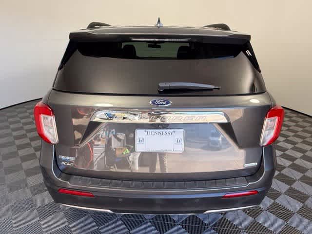 Used 2020 Ford Explorer XLT w/ Equipment Group 202A RWD image 5