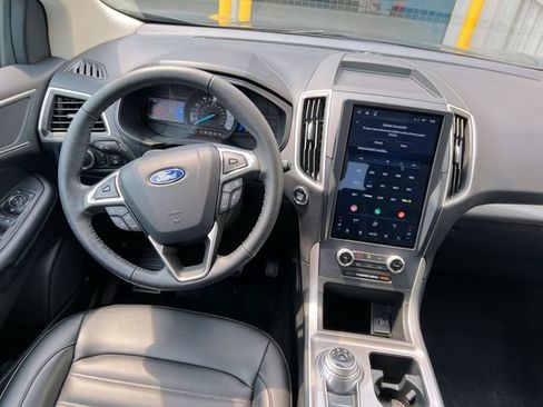 Used 2024 Ford Edge SEL w/ Convenience Package AWD/4WD image 13