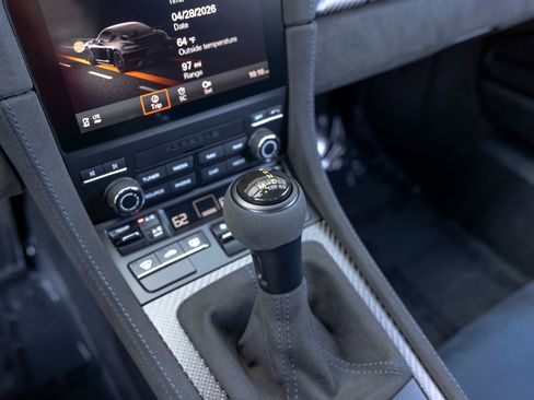 Certified 2025 Porsche 718 Cayman GT4 RS RWD image 53