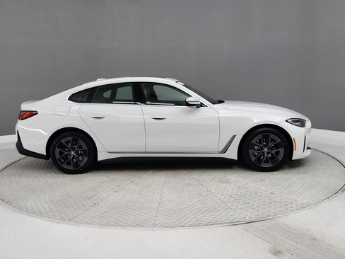 Certified 2023 BMW i4 eDrive40 w/ Premium Package image 5