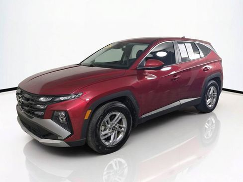 Used 2025 Hyundai Tucson SE FWD image 9