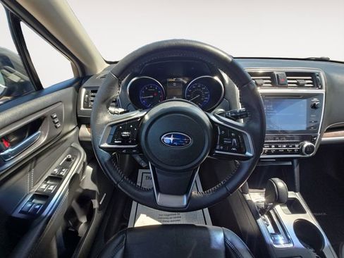 Used 2019 Subaru Outback 2.5i Limited AWD/4WD image 12