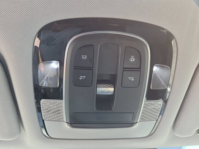 Used 2020 Hyundai Palisade SEL FWD image 27