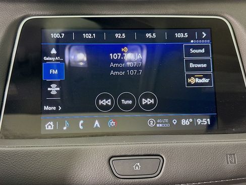Used 2021 Cadillac XT4 Premium Luxury FWD image 14