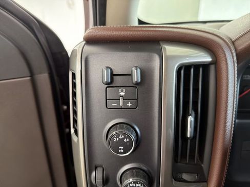Used 2016 Chevrolet Silverado 2500 High Country w/ Duramax Plus Package AWD/4WD image 32