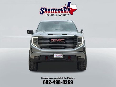 Used 2023 GMC Sierra 1500 AT4 w/ Technology Package AWD/4WD image 2