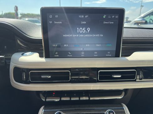 Used 2024 Lincoln Aviator Black Label w/ Dynamic Handling Package AWD/4WD image 16