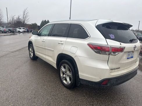 Used 2014 Toyota Highlander Limited image 25
