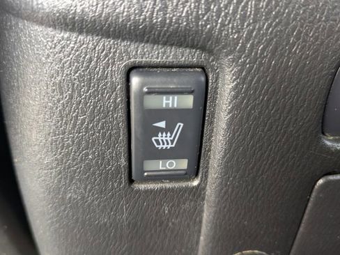 Used 2019 Nissan Armada Platinum w/ Captain's Chairs Package image 12