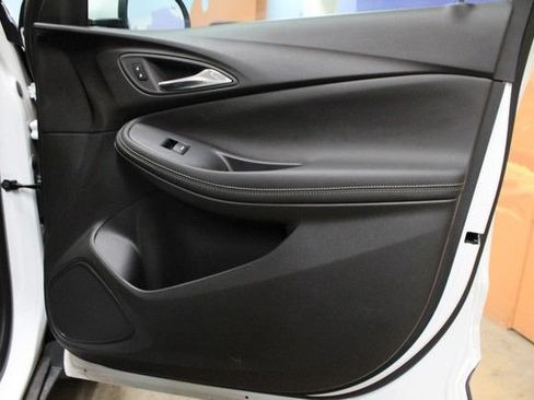 Used 2024 Buick Encore GX Preferred FWD image 9
