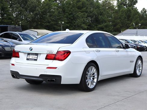 Used 2015 BMW 750i RWD image 7