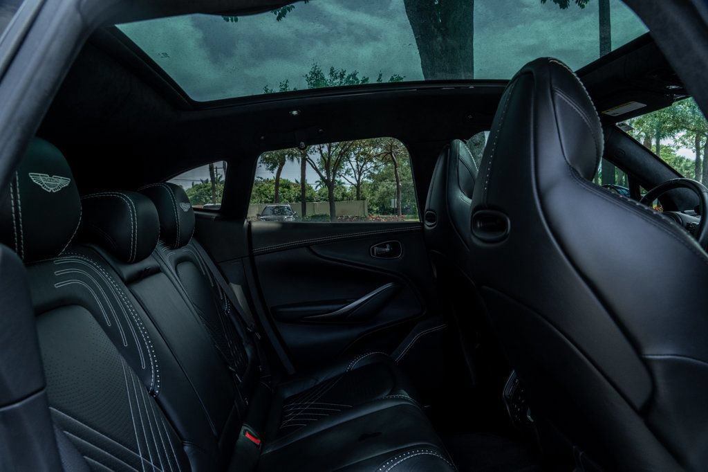 Used 2021 Aston Martin DBX AWD/4WD image 23