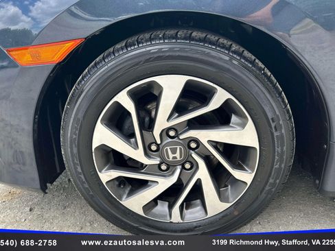 Used 2017 Honda Civic EX image 10