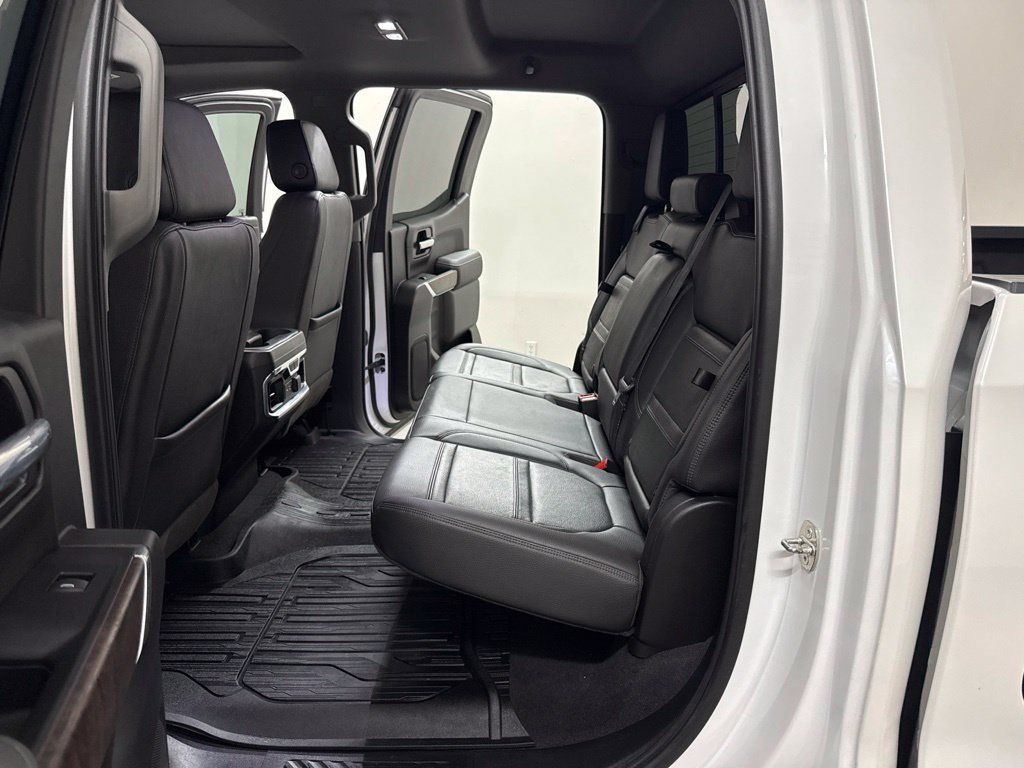 Used 2020 GMC Sierra 1500 Denali w/ Denali Ultimate Package AWD/4WD image 37