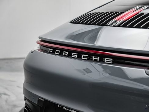 Used 2024 Porsche 911 Carrera RWD image 14
