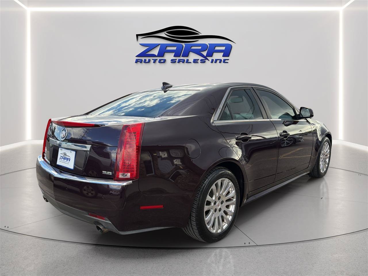Used 2010 Cadillac CTS Premium AWD/4WD image 7