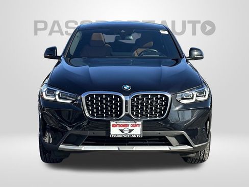 Used 2024 BMW X4 xDrive30i w/ Premium Package image 7