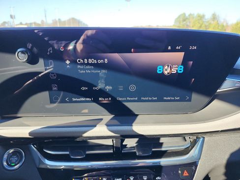 New 2026 Buick Envista Avenir FWD image 13
