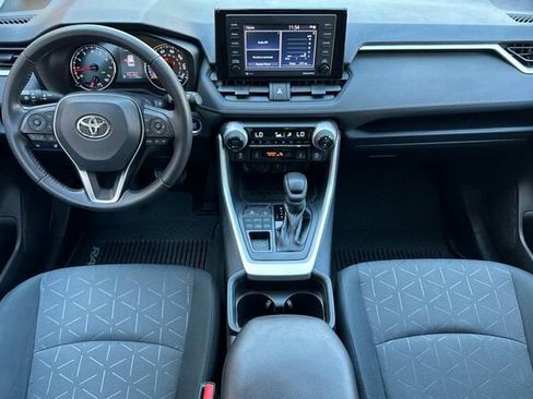 Used 2020 Toyota RAV4 XLE w/ XLE Grade Weather Package image 10