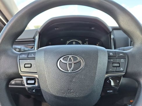 Used 2025 Toyota Camry LE FWD image 23