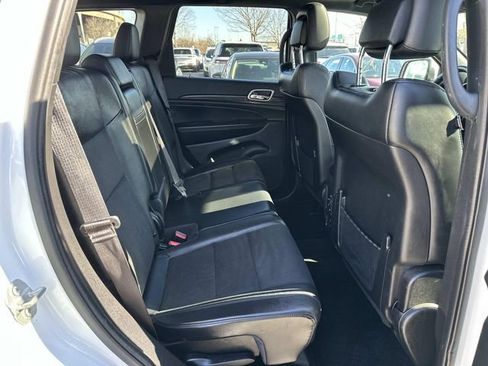 Used 2022 Jeep Grand Cherokee Laredo X image 12