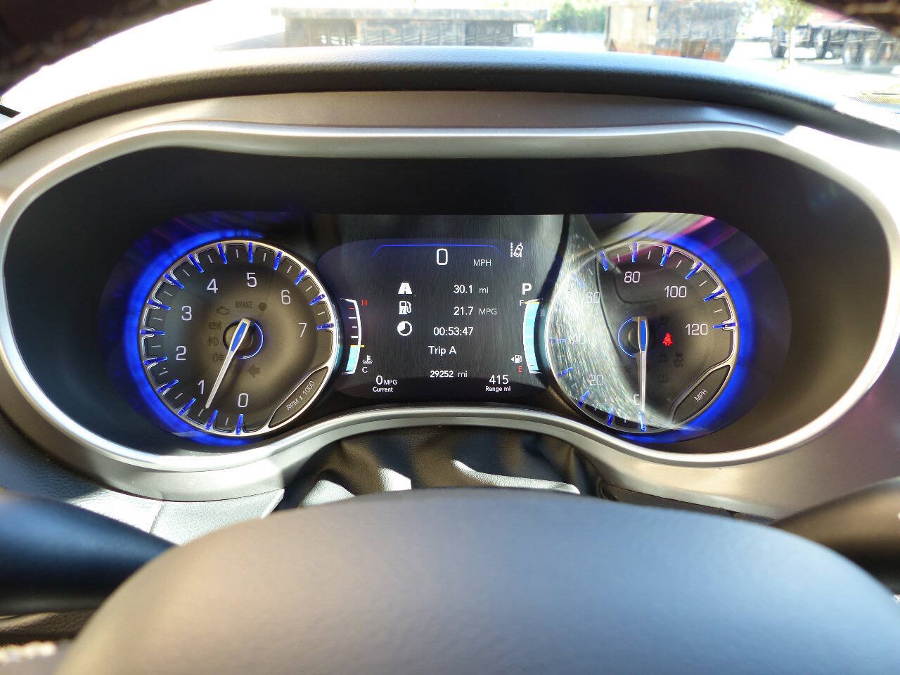 Used 2025 Chrysler Pacifica Select FWD image 50