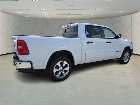 New 2026 RAM 1500 Big Horn AWD/4WD image 4