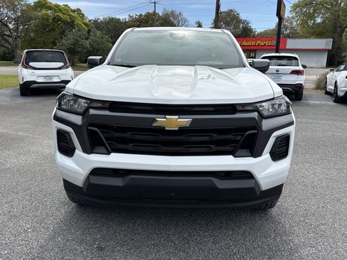 Used 2024 Chevrolet Colorado LT RWD image 8