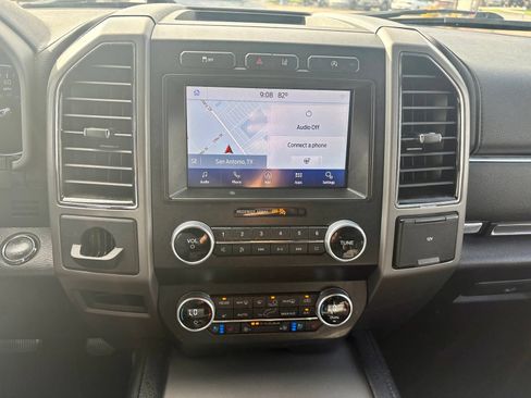 Used 2021 Ford Expedition XLT RWD image 16