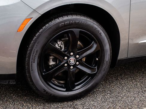 Used 2023 Buick Enclave Essence w/ Experience Buick Package image 5