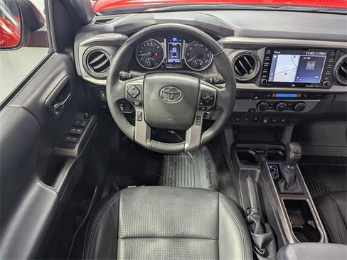 Used 2023 Toyota Tacoma Limited image 7