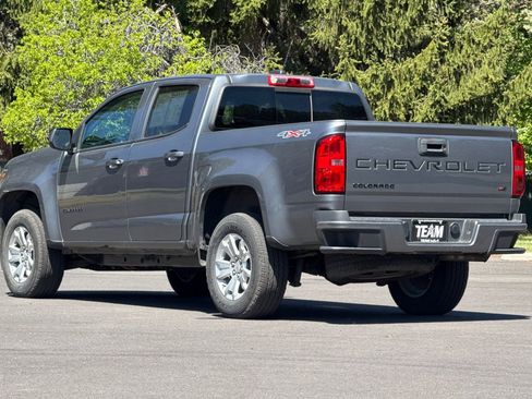 Used 2022 Chevrolet Colorado LT w/ LT Convenience Package AWD/4WD image 6