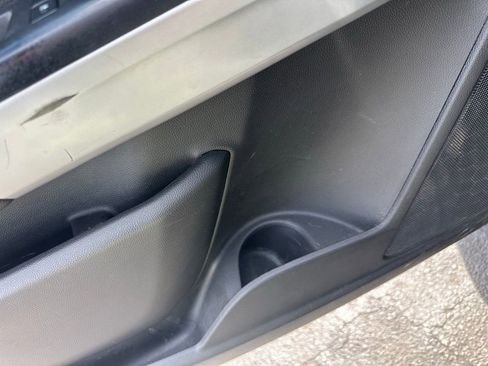 Used 2017 Chevrolet Colorado LT w/ LT Convenience Package image 13