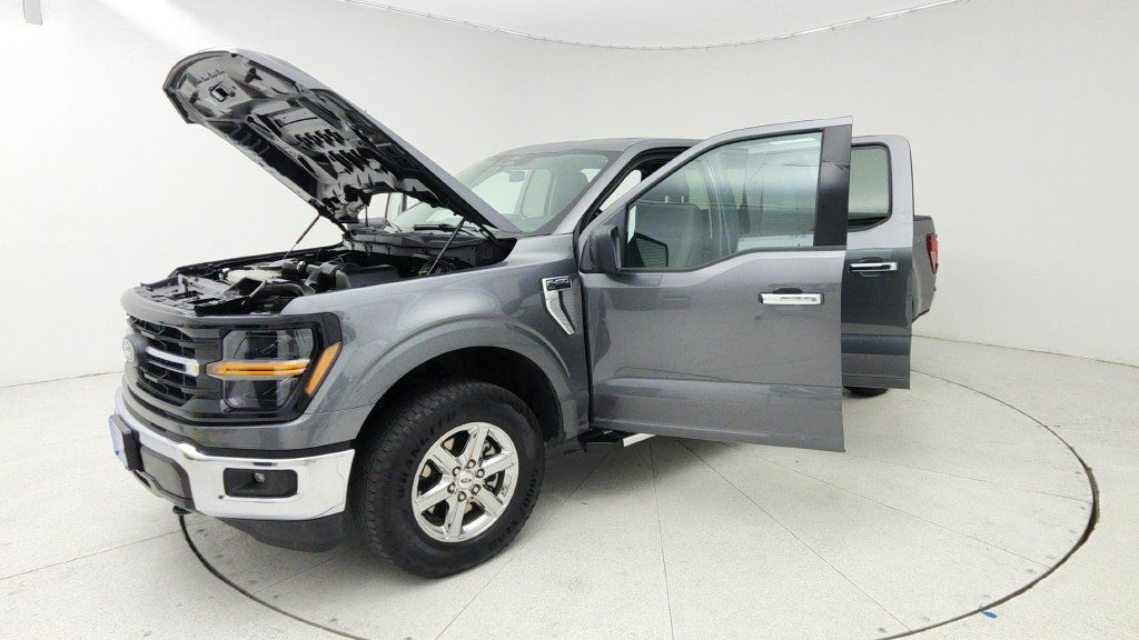 Used 2025 Ford F150 XLT w/ Equipment Group 301A Standard AWD/4WD image 10