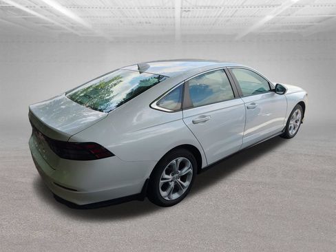 Used 2023 Honda Accord LX image 12