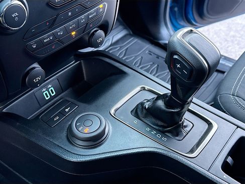 Used 2022 Ford Ranger XLT w/ Equipment Group 302A High image 10