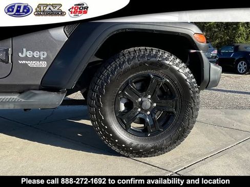 Used 2018 Jeep Wrangler Unlimited Sport S image 9