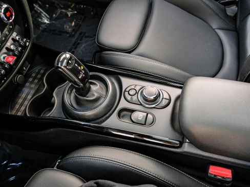 Used 2024 MINI Cooper Clubman S image 25