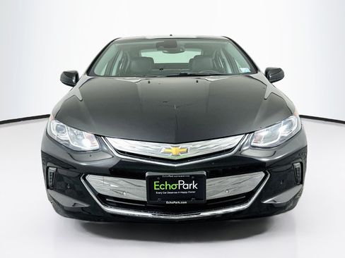Used 2018 Chevrolet Volt Premier w/ Driver Confidence Package FWD image 2