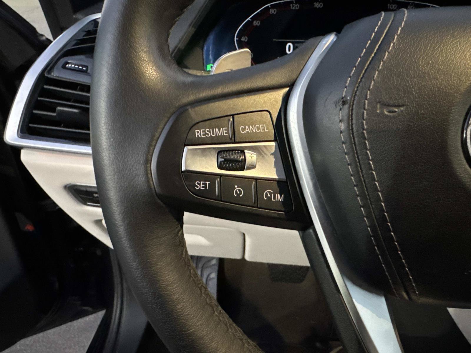 Used 2022 BMW X5 sDrive40i RWD image 32