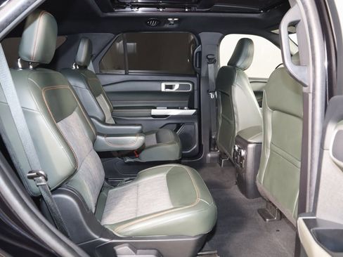 Used 2022 Ford Explorer Timberline image 15
