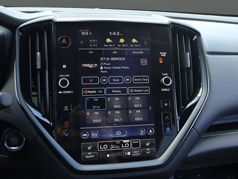Certified 2025 Subaru Ascent Onyx Edition w/ Onyx Package AWD/4WD image 28