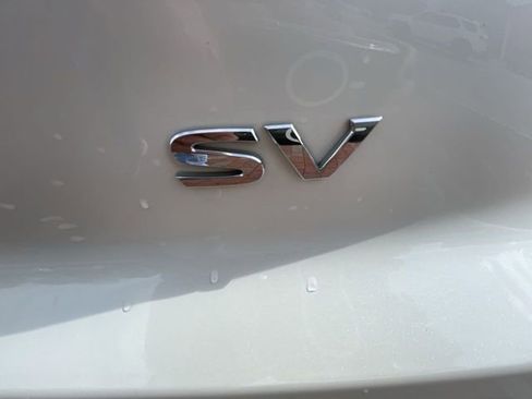 Used 2022 Nissan Pathfinder SV image 32