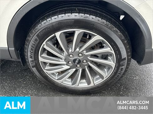 Used 2023 Lincoln Corsair Reserve w/ Rear Removable Package Tray image 24