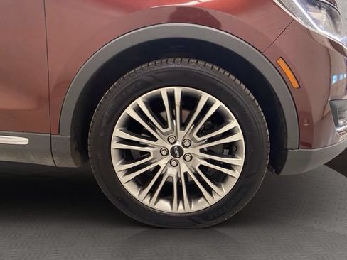 Used 2016 Lincoln MKX Reserve w/ Equipment Group 102A AWD/4WD image 37