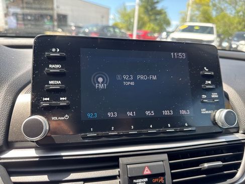 Used 2019 Honda Accord LX image 27