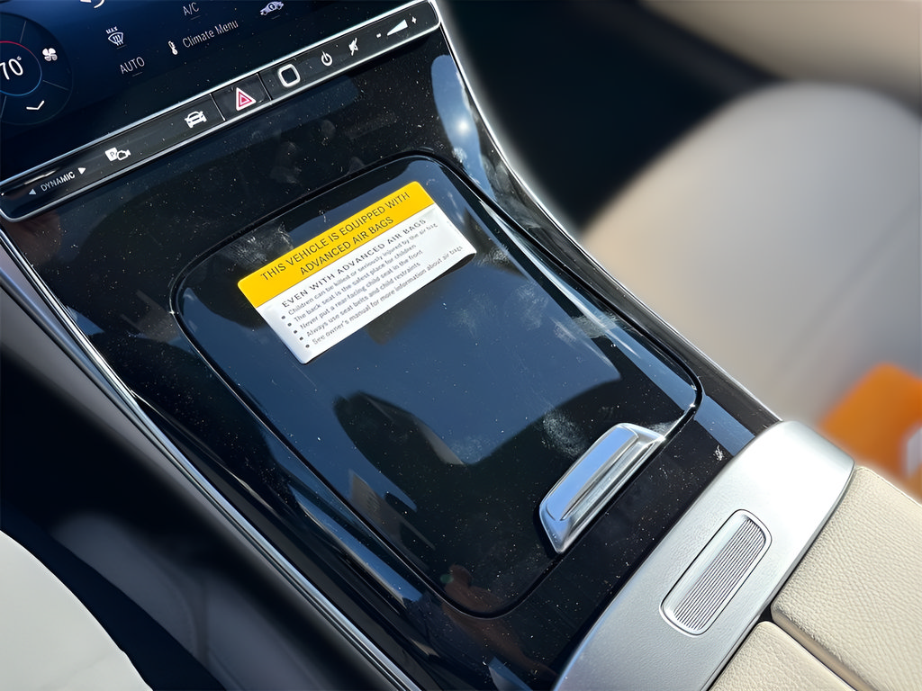 Certified 2026 Mercedes-Benz C 300 4MATIC Sedan image 21