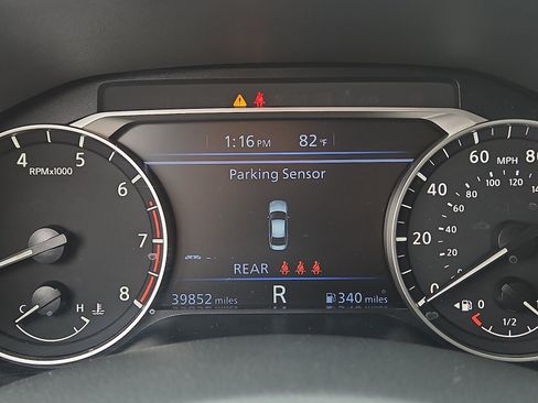 Used 2025 Nissan Altima 2.5 SV FWD image 11