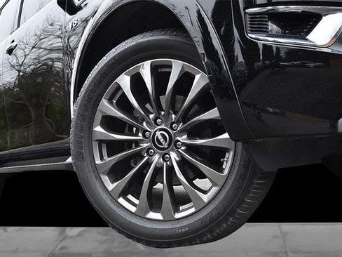 Used 2021 Nissan Armada Platinum image 3