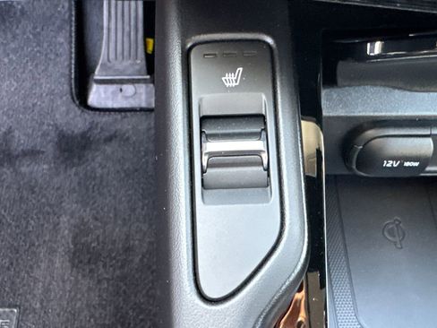 Certified 2025 Kia Telluride S FWD image 31